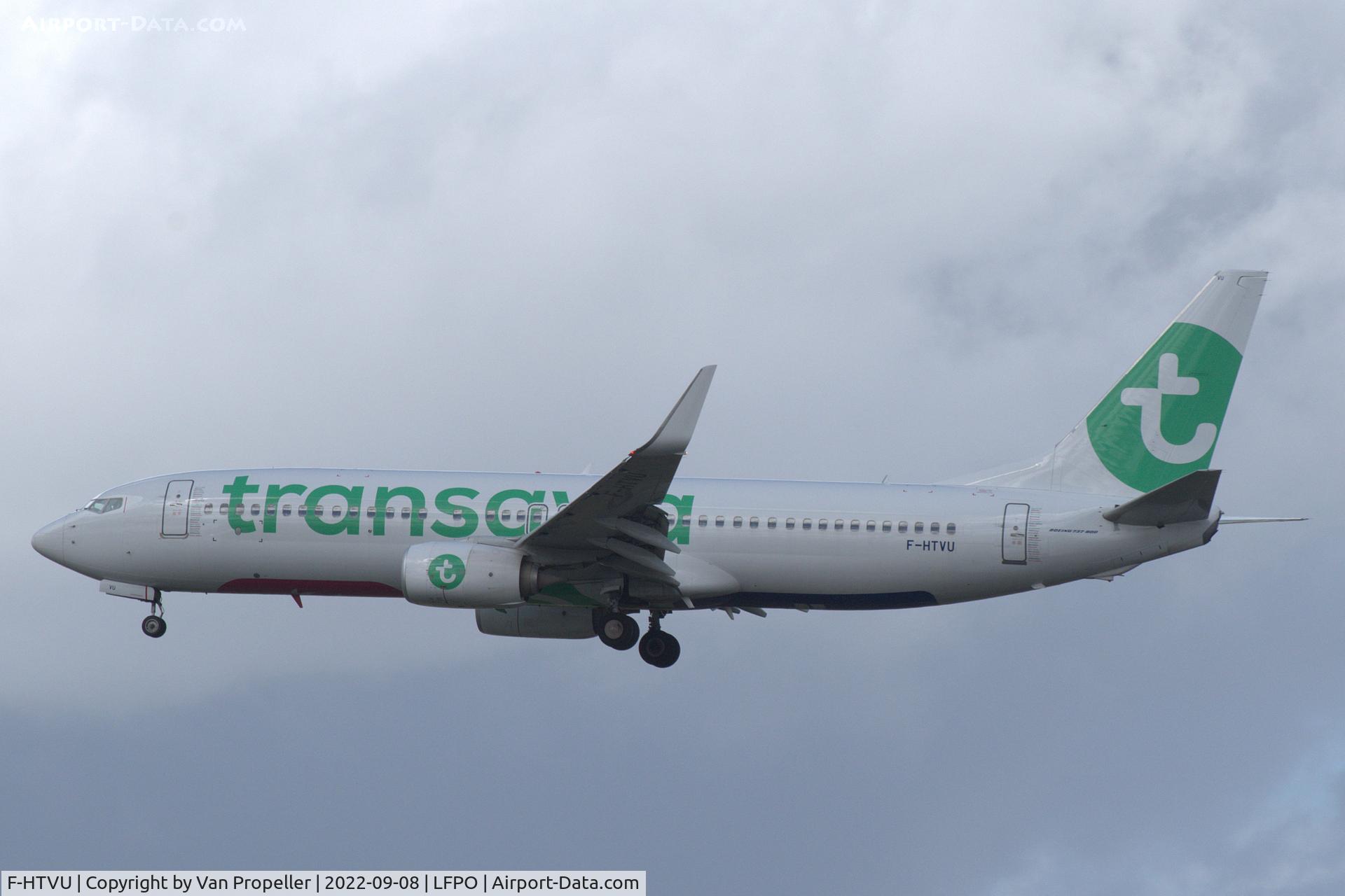 F-HTVU, 2012 Boeing 737-86J C/N 37770, Transavia France Boeing 737-86J on approach to Paris Orly airport, France