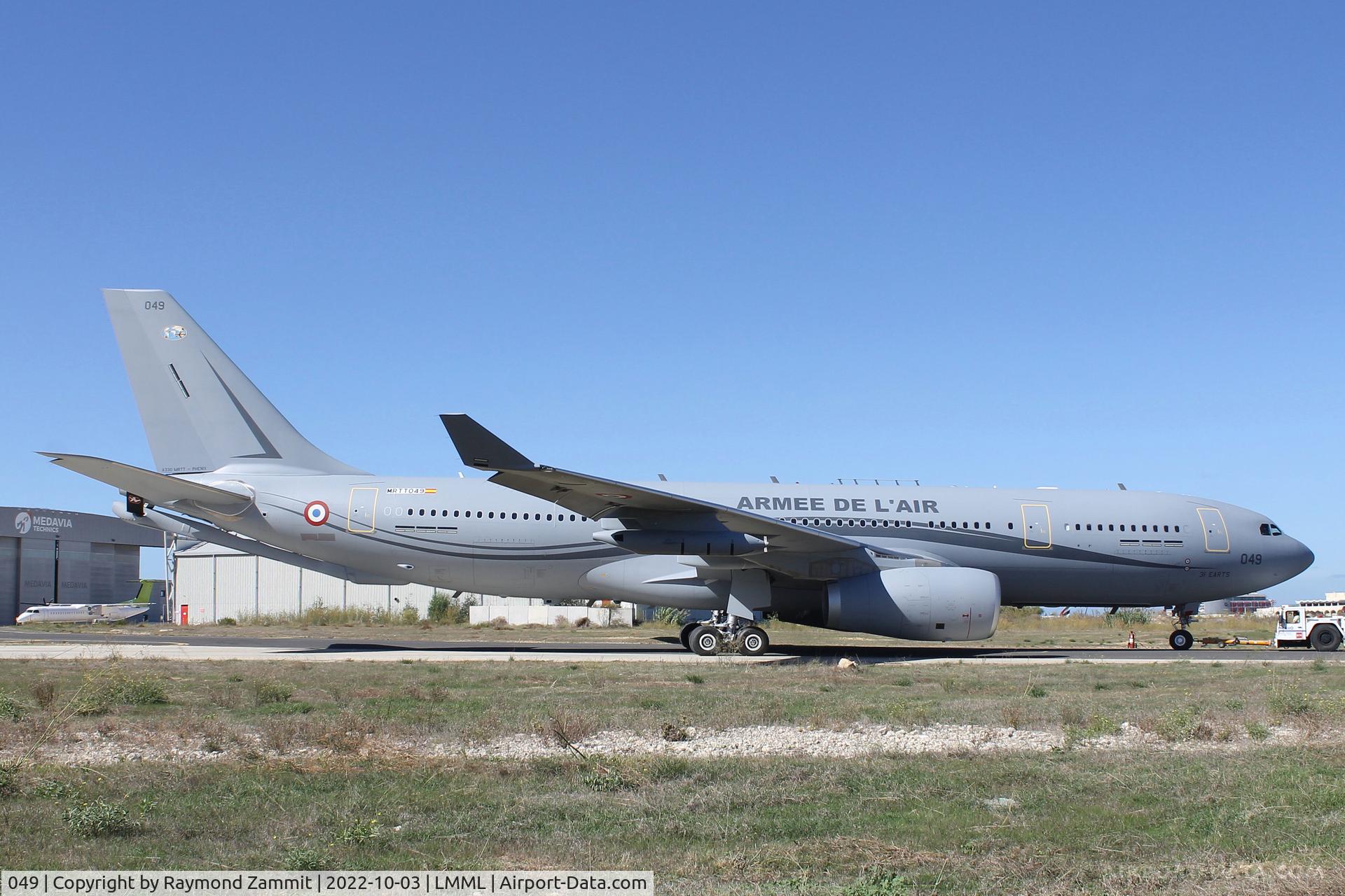049, Airbus A330-243 (MRTT) C/N 2011, Airbus330 MRTT 049 F-UJCO French Air Force