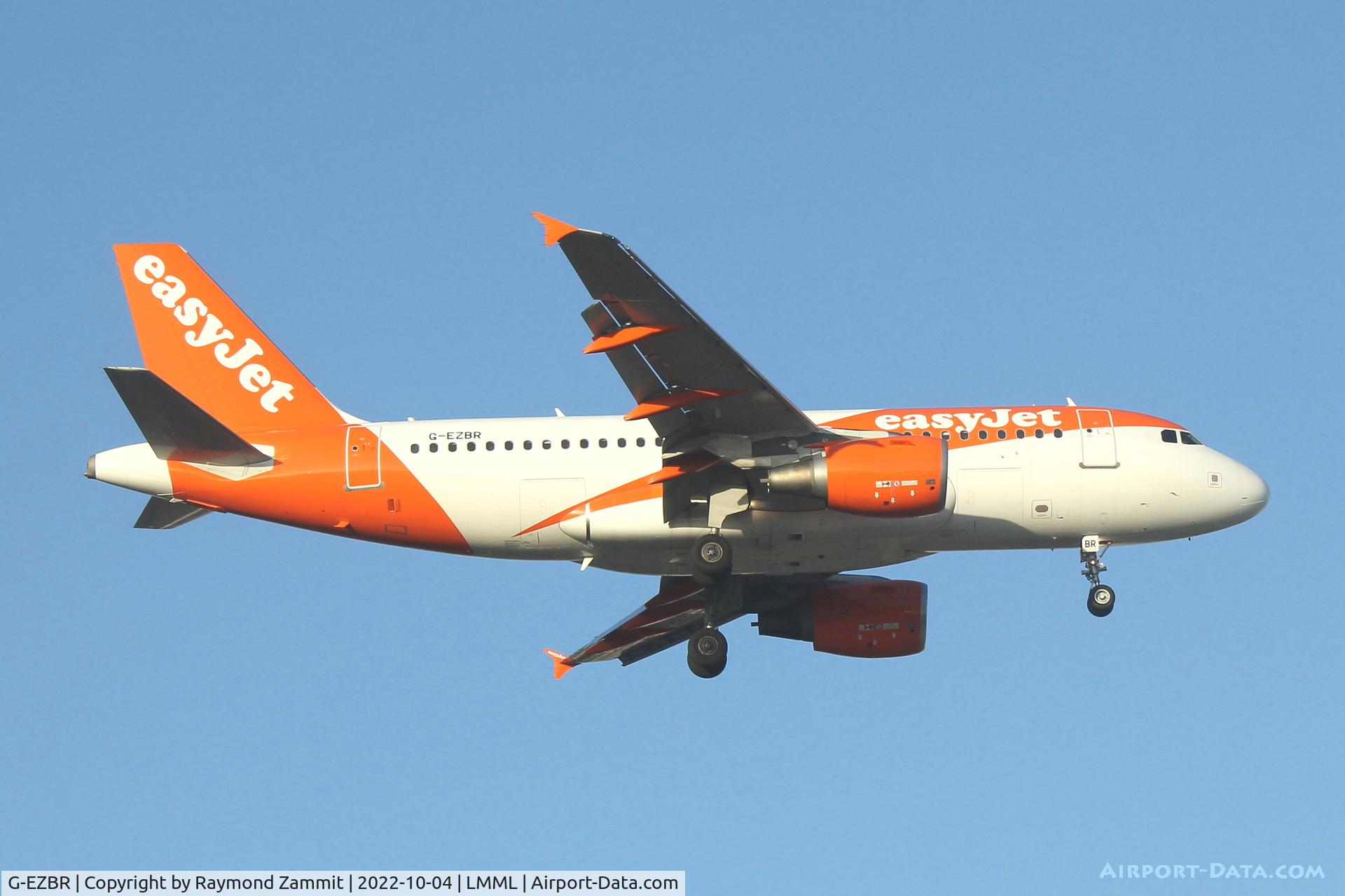 G-EZBR, 2007 Airbus A319-111 C/N 3088, A319 G-EZBR Easyjet