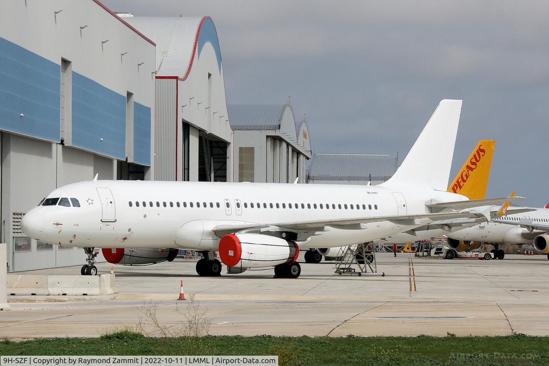 9H-SZF, 2014 Airbus A320-232 C/N 6189, A320 9H-SZF CMB Financial Leasing