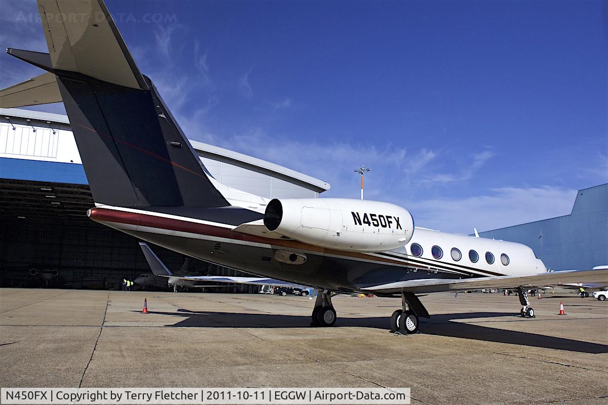 N450FX, 2015 Gulfstream GIV-X (G450) C/N 4330, At Luton