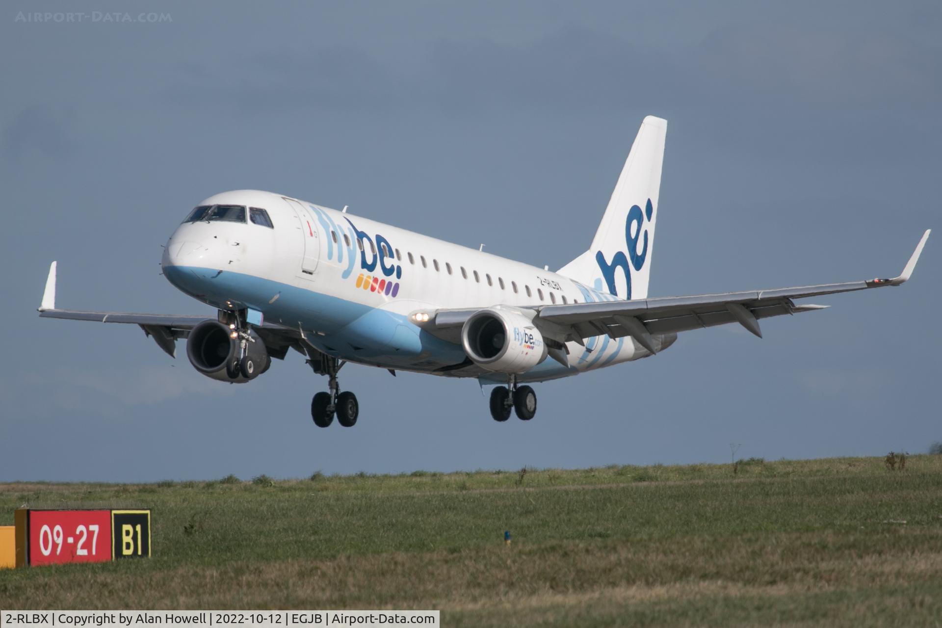 2-RLBX, 2011 Embraer 175STD (ERJ-170-200) C/N 17000329, Finals for 27 at Guernsey