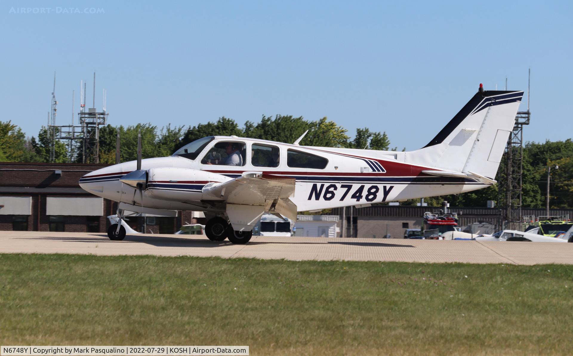 N6748Y, 1980 Beech 95-B55 (T42A) Baron C/N TC-2317, Beech B55