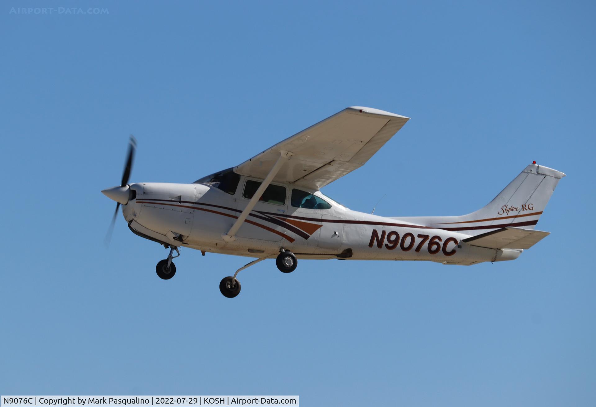 N9076C, 1978 Cessna R182 Skylane RG C/N R18200387, Cessna R182