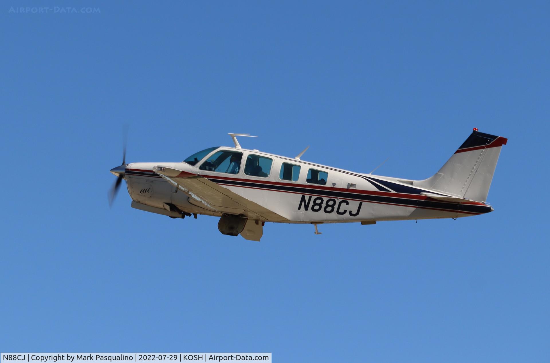 N88CJ, 1977 Beech A36 Bonanza 36 C/N E-1042, Beech A36
