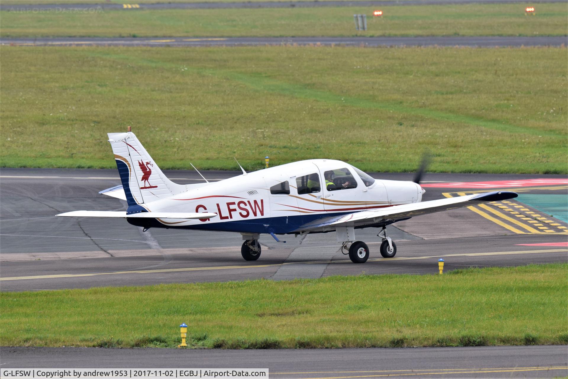 G-LFSW, 1981 Piper PA-28-161 Cherokee Warrior II C/N 28-8116041, G-LFSW at Gloucestershire Airport.