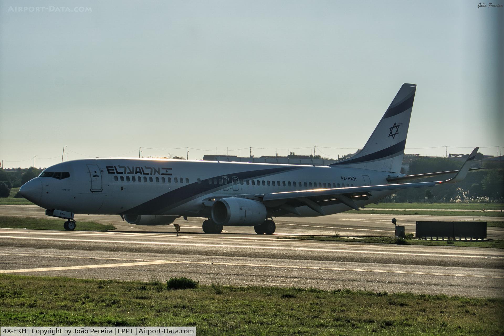 4X-EKH, 2009 Boeing 737-85P C/N 35458, EL AL B738 at LPPT