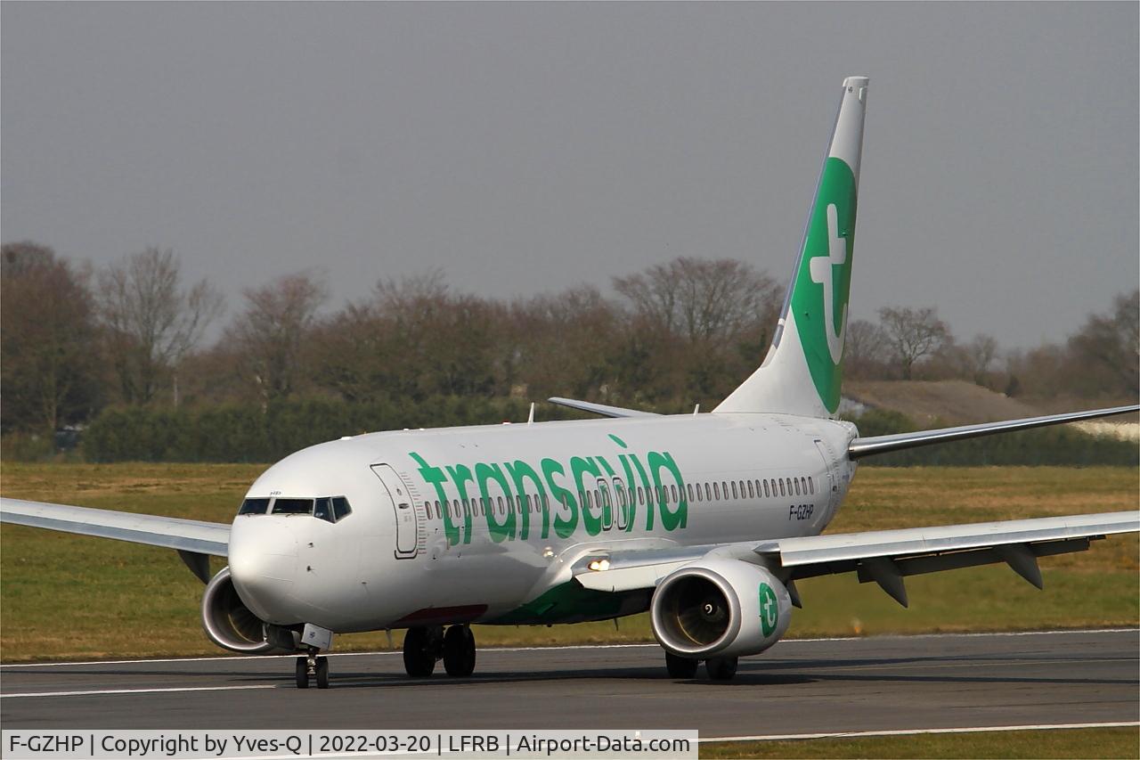 F-GZHP, 2000 Boeing 737-8K2 C/N 44566, Boeing 737-8K2, U-turn rwy 25L, Brest-Bretagne Airport (LFRB-BES)