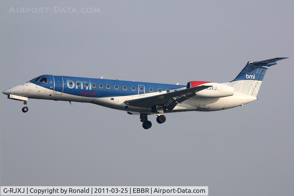 G-RJXJ, 2001 Embraer ERJ-135ER (EMB-135ER) C/N 145473, at bru