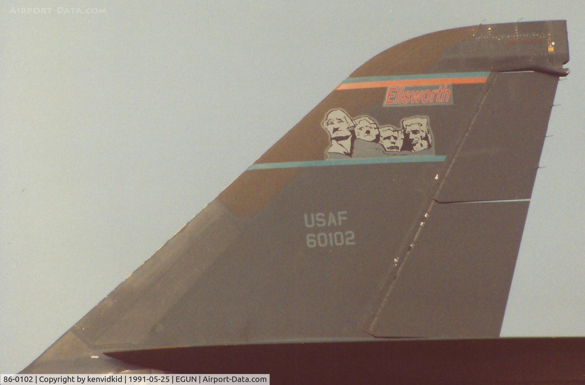 86-0102, 1986 Rockwell B-1B Lancer C/N 62, At the 1991 Mildenhall Air Fete. Scanned from print.