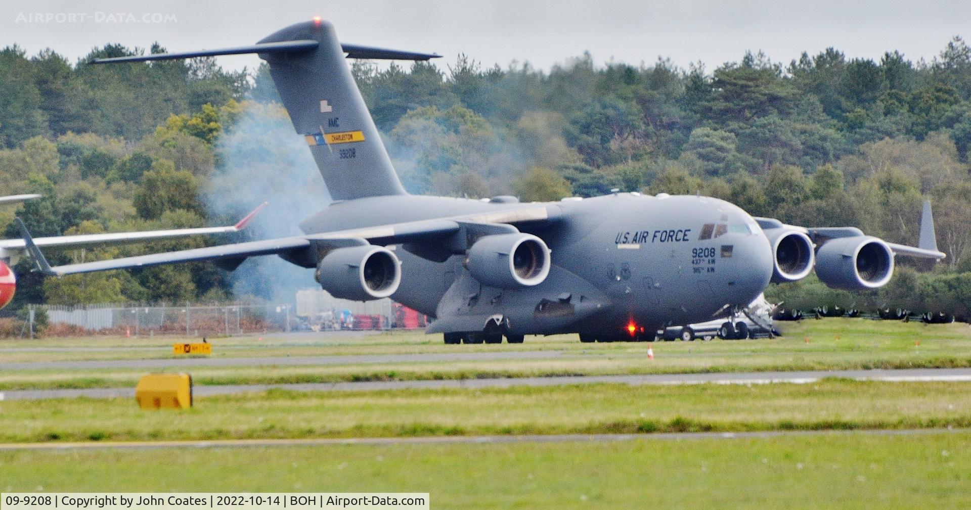 09-9208, 2009 Boeing C-17A Globemaster III C/N P-208, Start up to depart