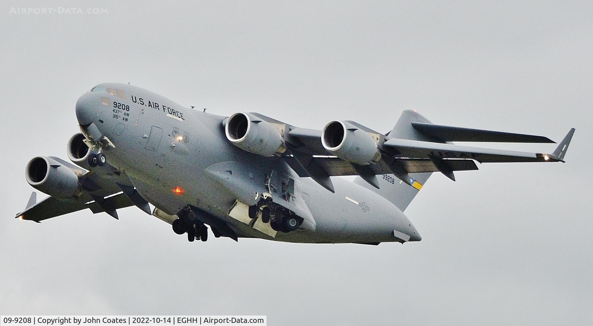 09-9208, 2009 Boeing C-17A Globemaster III C/N P-208, Departing off 26