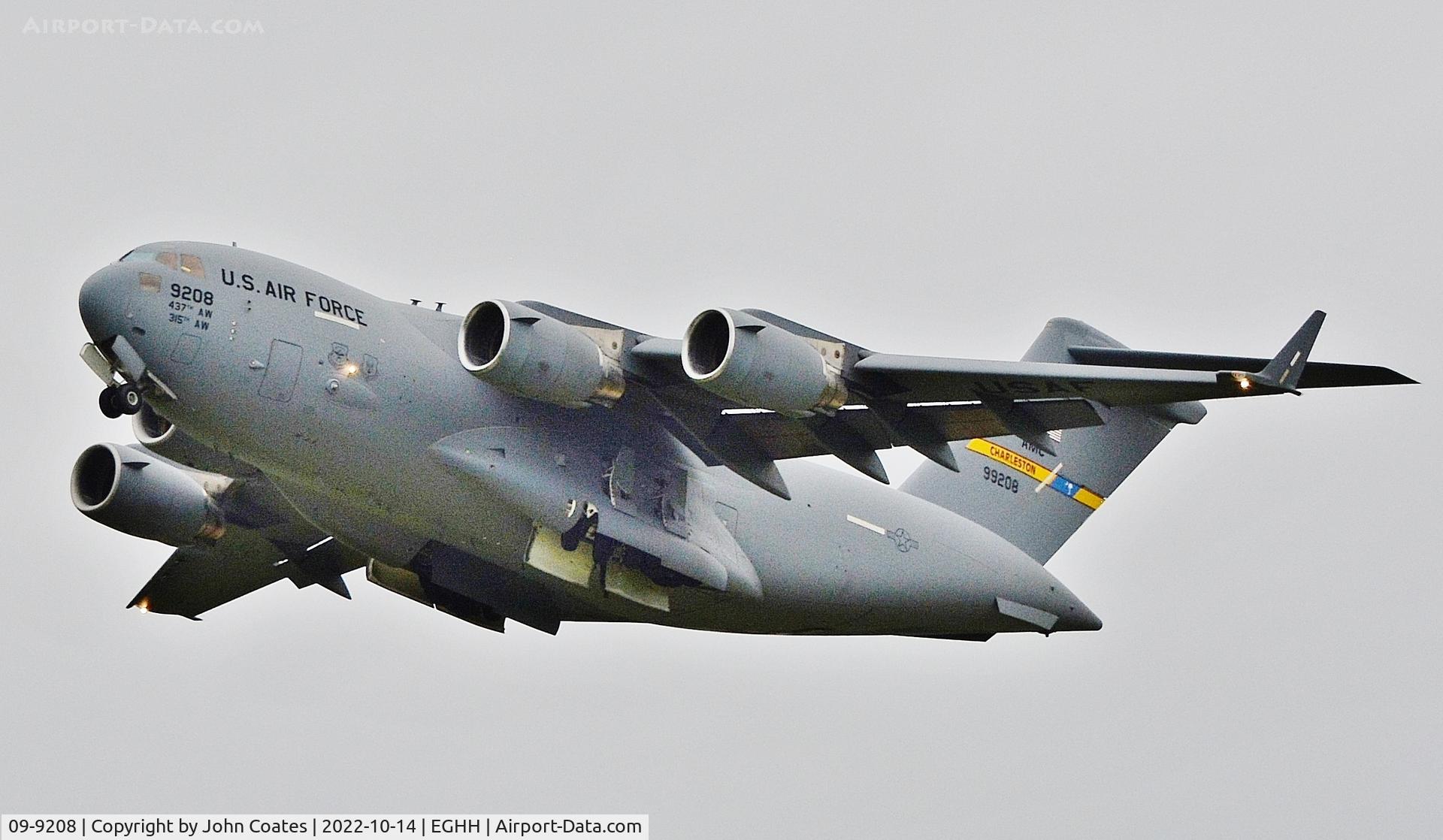 09-9208, 2009 Boeing C-17A Globemaster III C/N P-208, Climbing from 26
