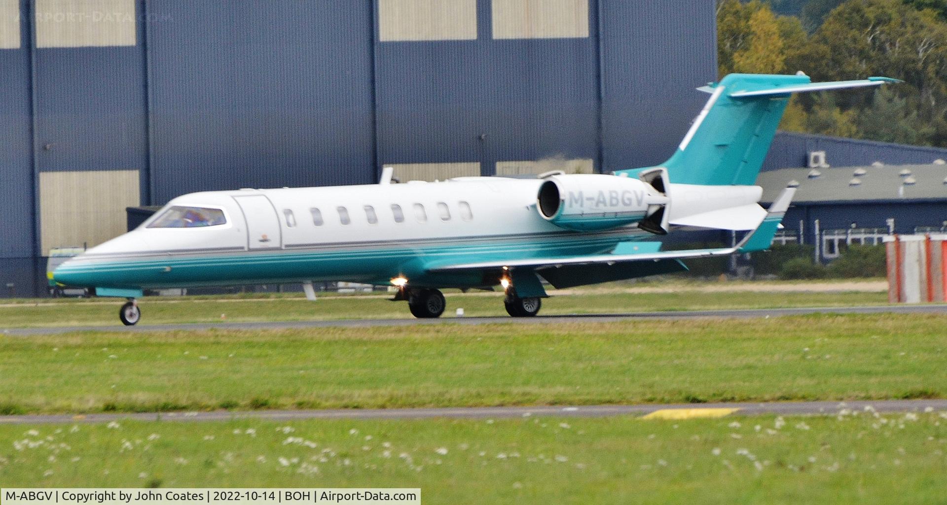 M-ABGV, 2011 Learjet 45 C/N 421, Arriving on 26