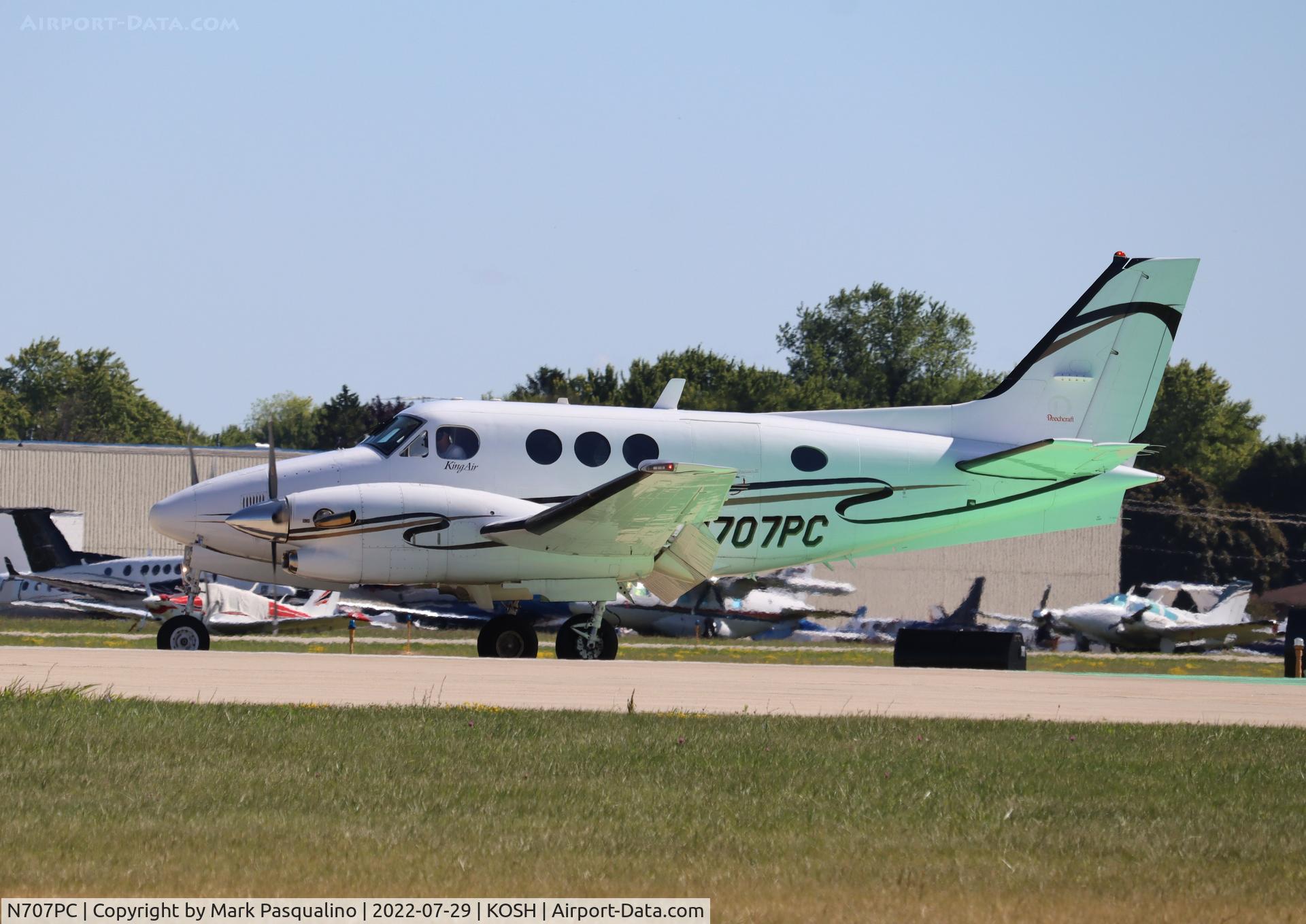 N707PC, Raytheon Aircraft Company C90A C/N LJ1703, Beech C90A
