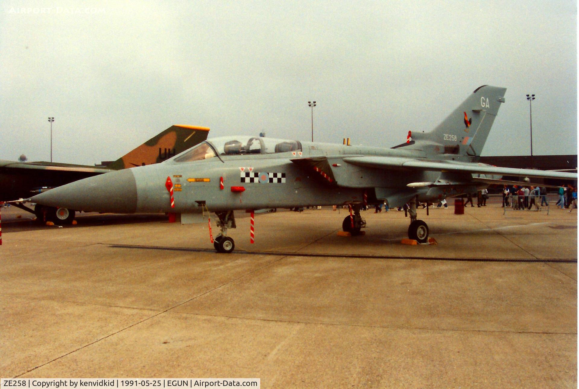 ZE258, 1987 Panavia Tornado F.3 C/N AS034/612/3273, At the 1991 Mildenhall Air Fete. Scanned from print.