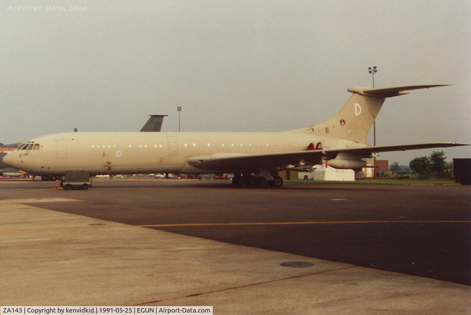 ZA143, Vickers VC10 K.2 C/N 813, At the 1991 Mildenhall Air Fete. Scanned from print.