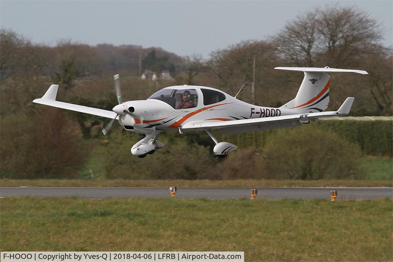 F-HOOO, 2013 Diamond DA-40 Diamond Star C/N D4.144, Diamond DA-40 Diamond Star, Landing rwy 25L, Brest-Bretagne Airport (LFRB-BES)