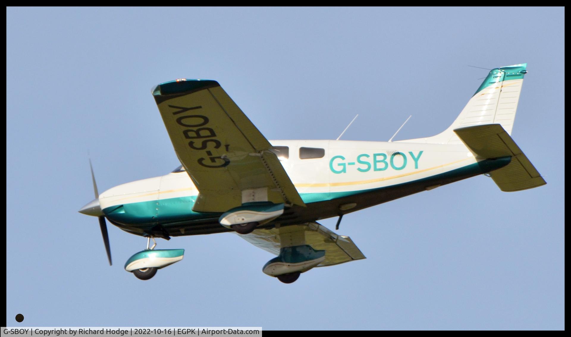 G-SBOY, 1998 Piper PA-28-181 Cherokee Archer III C/N 2843157, Short finals for RW30 at Prestwick