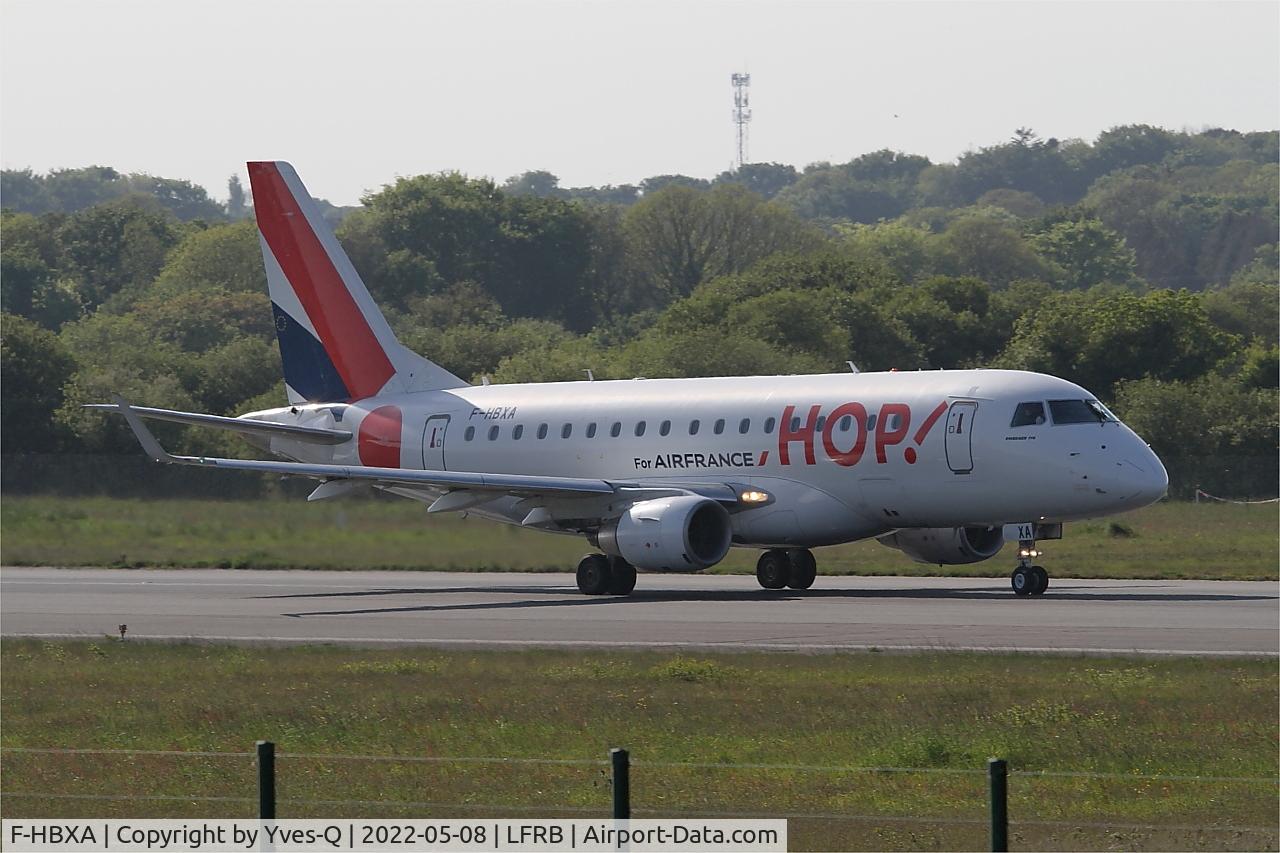 F-HBXA, 2008 Embraer 170LR (ERJ-170-100LR) C/N 17000237, Embraer 170LR, Take off run rwy 07R, Brest-Bretagne Airport (LFRB-BES)