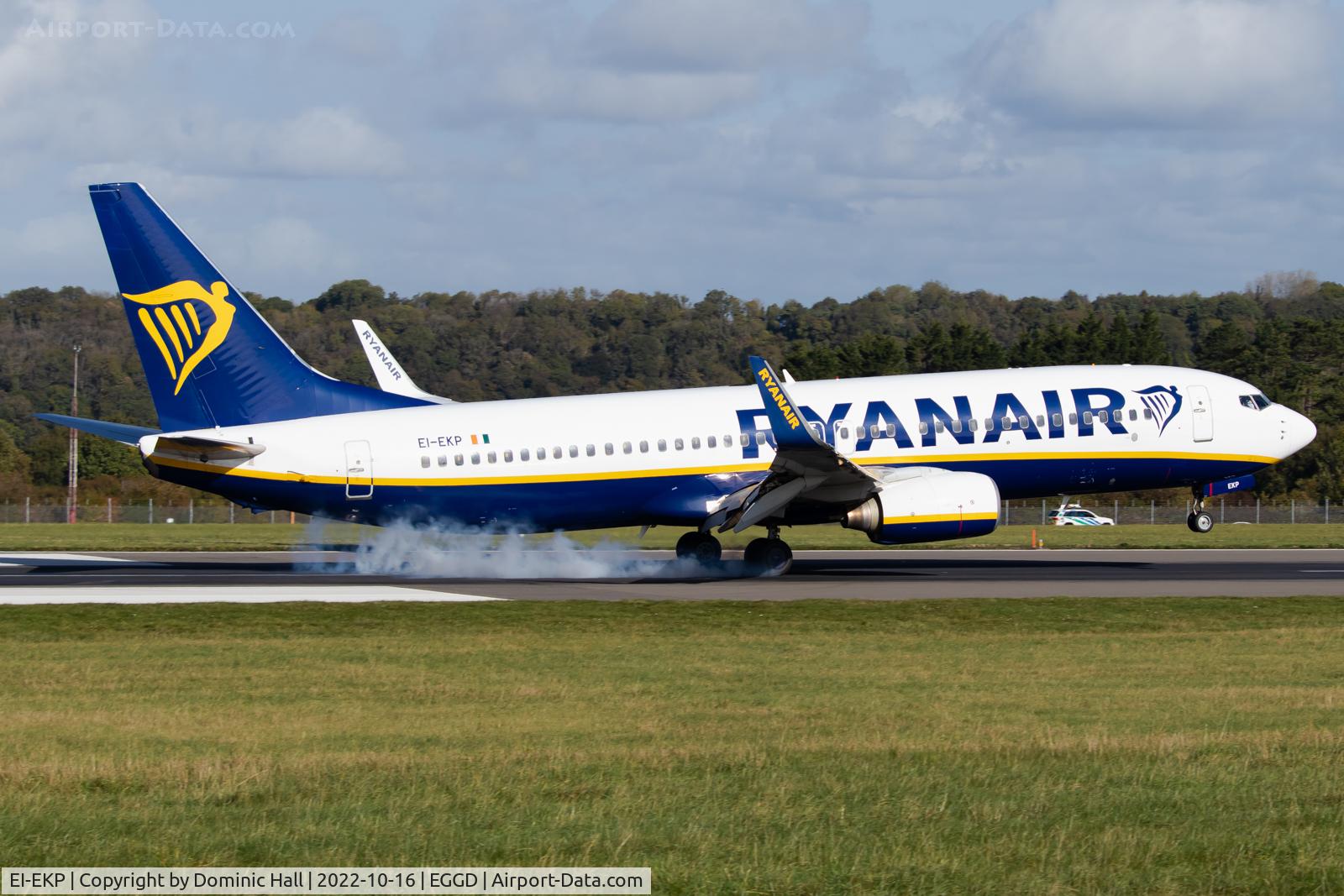 EI-EKP, 2010 Boeing 737-8AS C/N 35028, BRS 16/10/22