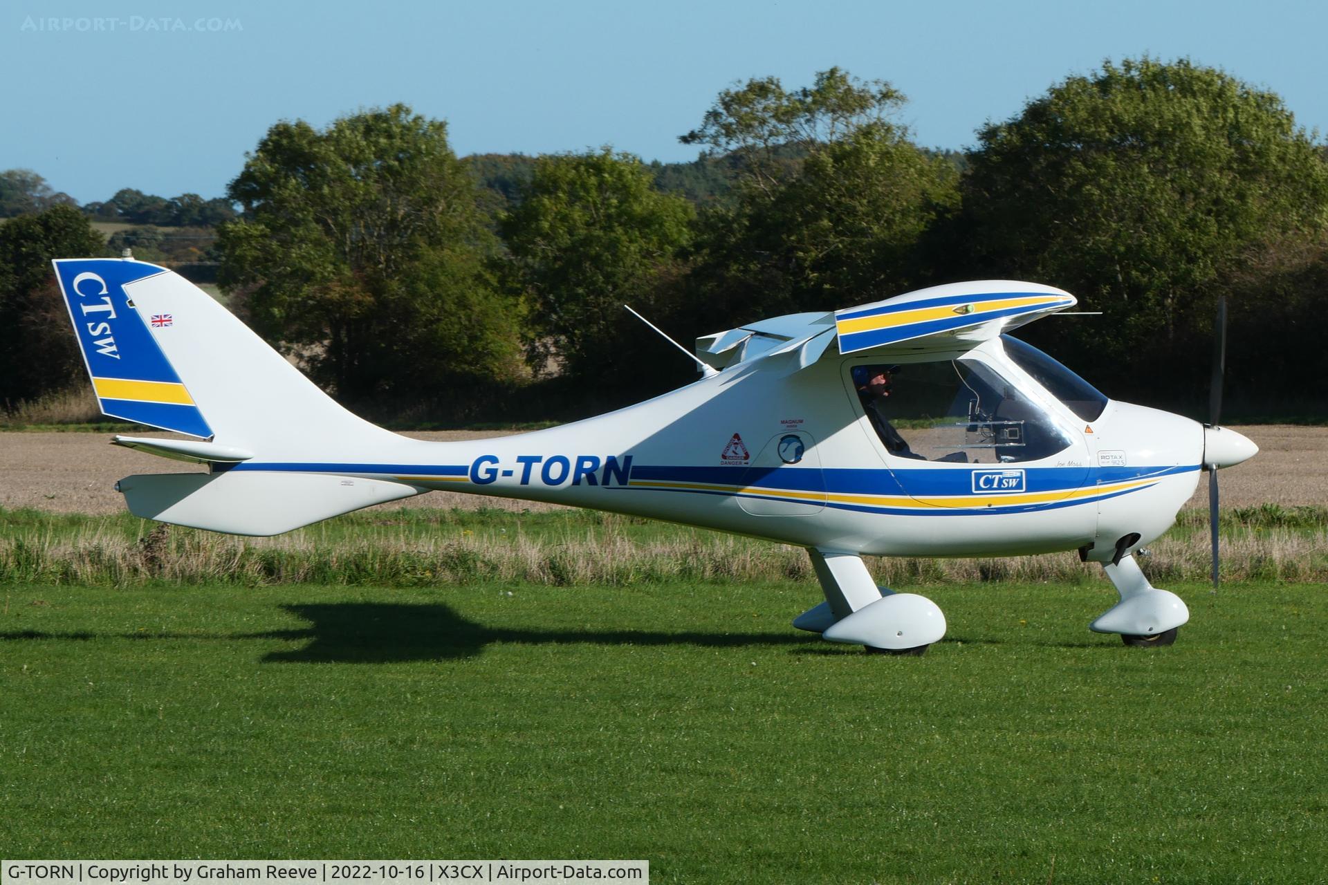 G-TORN, 2006 Flight Design CTSW C/N 8189, Just landed at Northrepps.