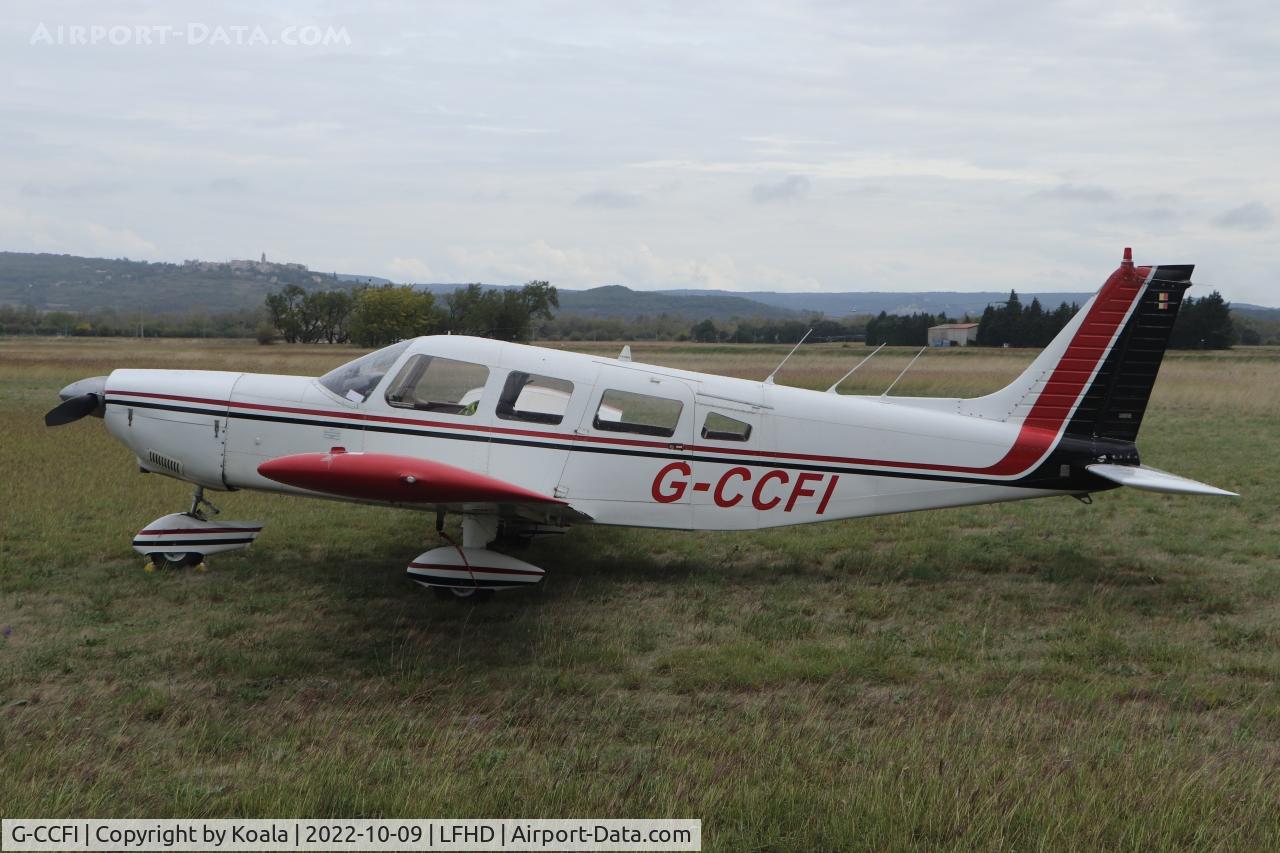 G-CCFI, 1974 Piper PA-32-260 Cherokee Six Cherokee Six C/N 32-7400002, Resting in quite high grass.