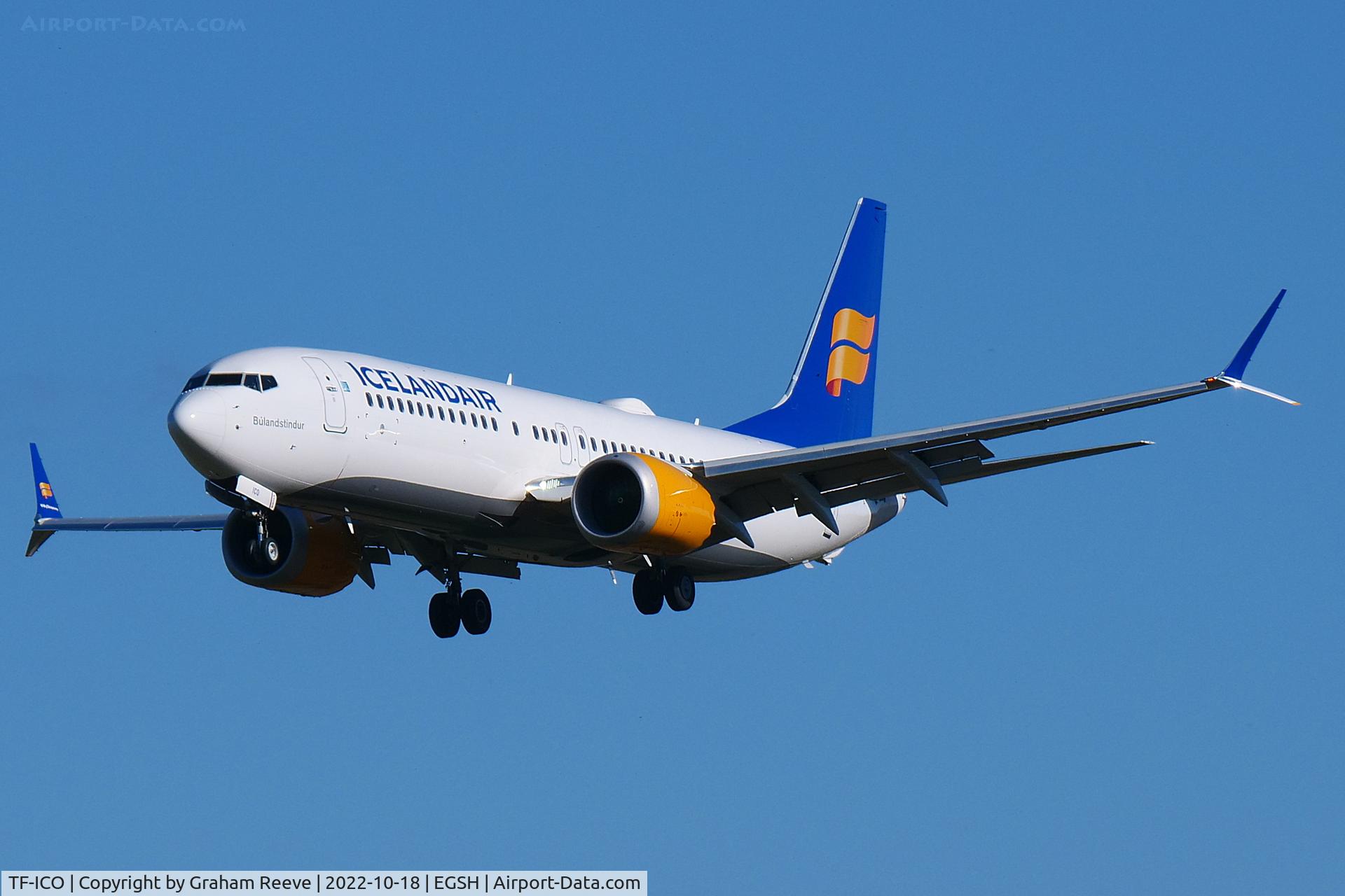 TF-ICO, 2019 Boeing 737-8 MAX C/N 44358, Landing at Norwich.