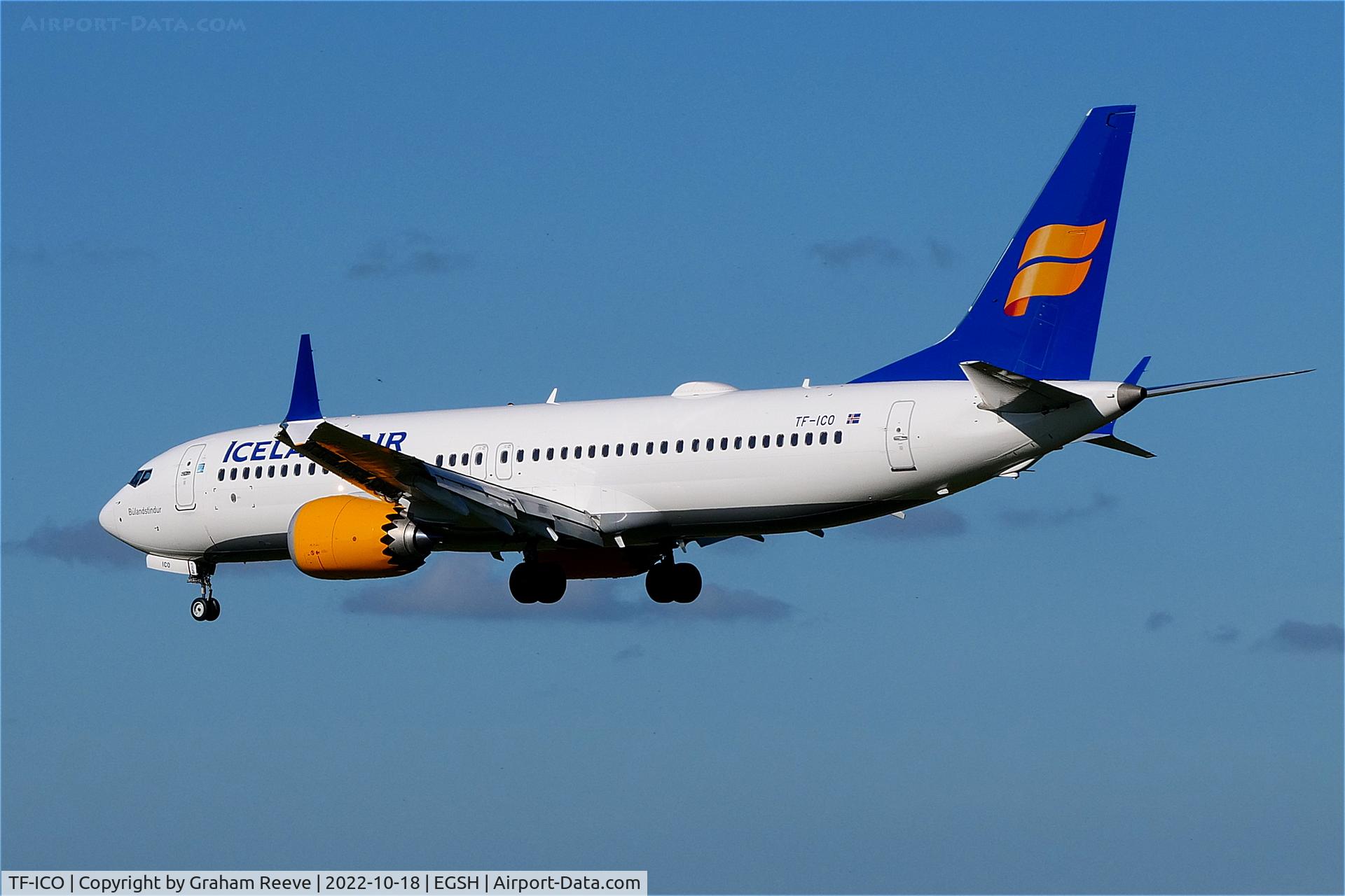 TF-ICO, 2019 Boeing 737-8 MAX C/N 44358, Landing at Norwich.