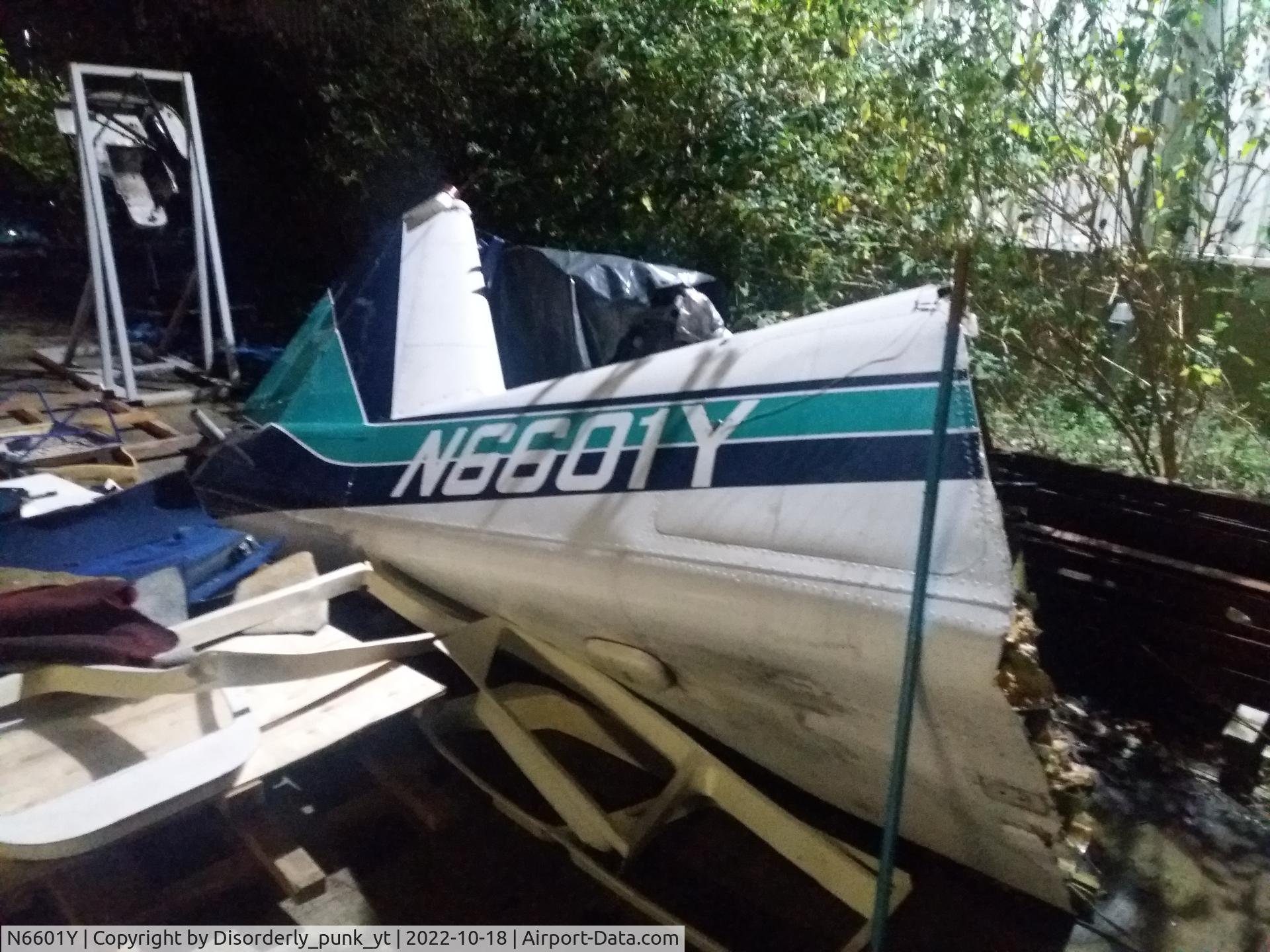 N6601Y, 1968 Piper PA-23-250 C/N 27-3905, Some smaller issues