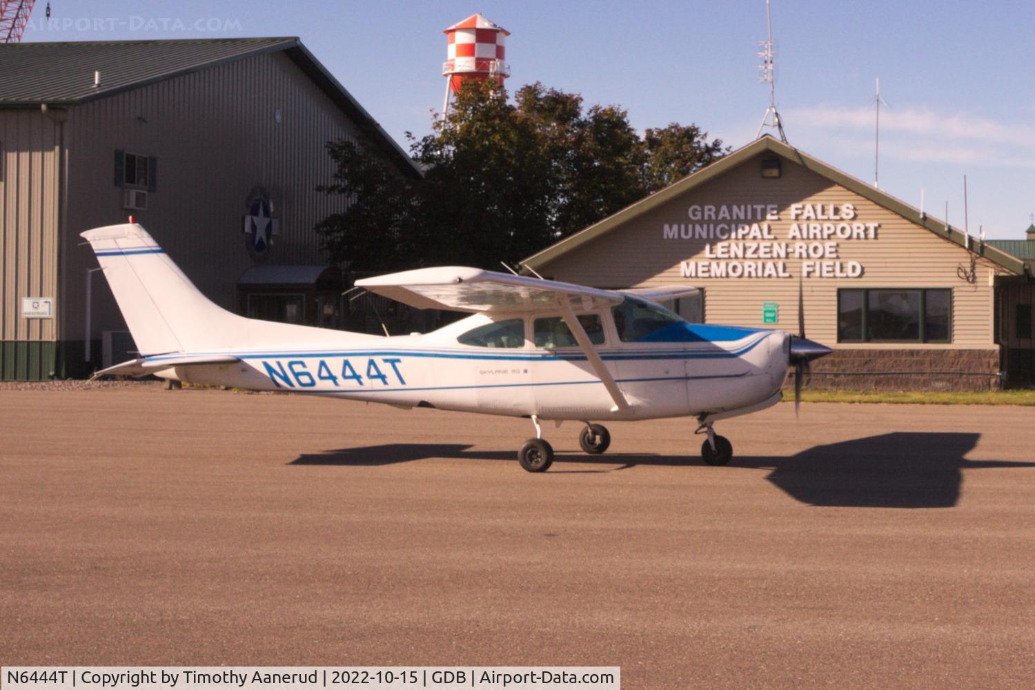 N6444T, 1985 Cessna R182 Skylane RG C/N R18202026, 1985 Cessna R182, c/n: R18202026