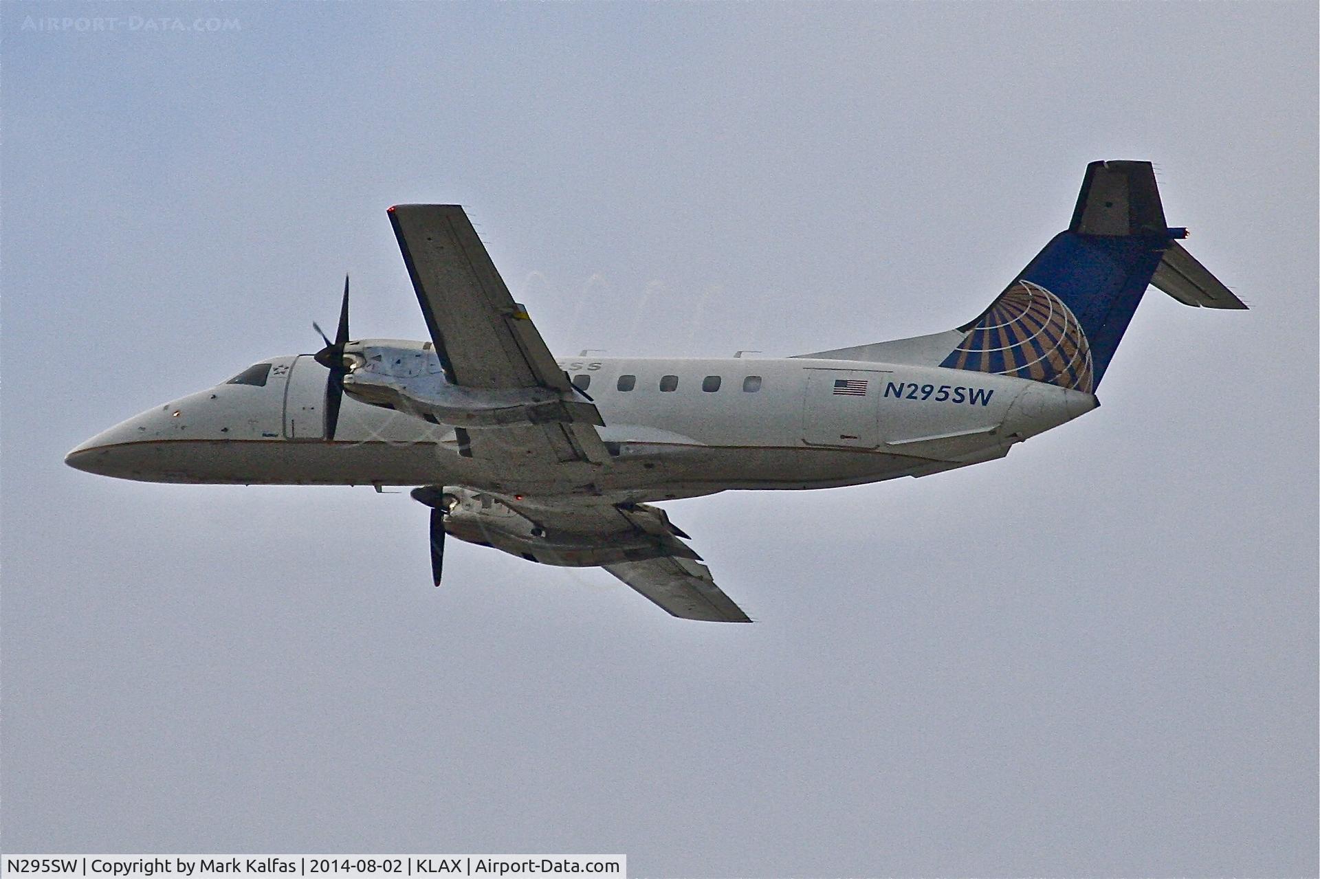 N295SW, 1996 Embraer EMB-120ER Brasilia C/N 120.322, N295SW Departing 25R KLAX