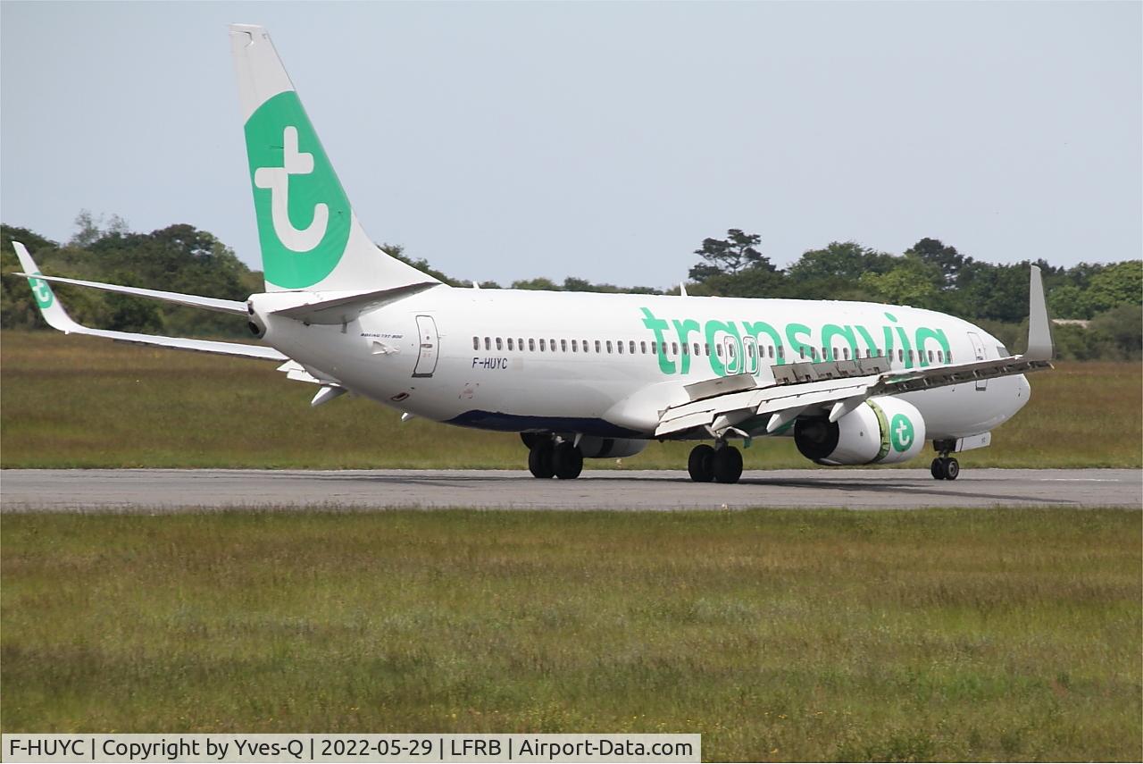 F-HUYC, 2017 Boeing 737-8JP C/N 42086, Boeing 737-8JP, Reverse thrust landing rwy 07R, Brest-Bretagne airport (LFRB-BES)