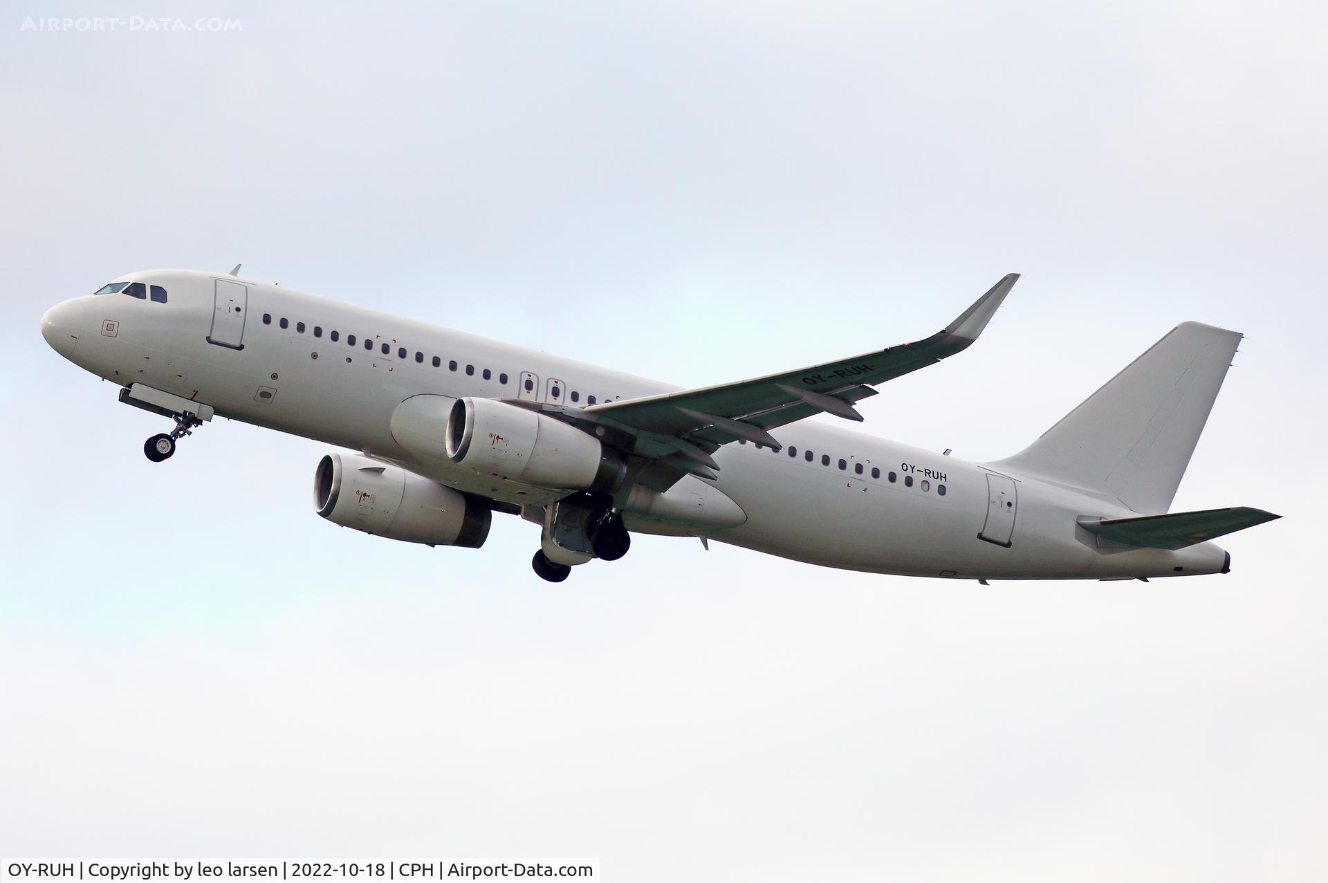 OY-RUH, 2015 Airbus A320-232 C/N 6749, Copenhagen 18.10.2022