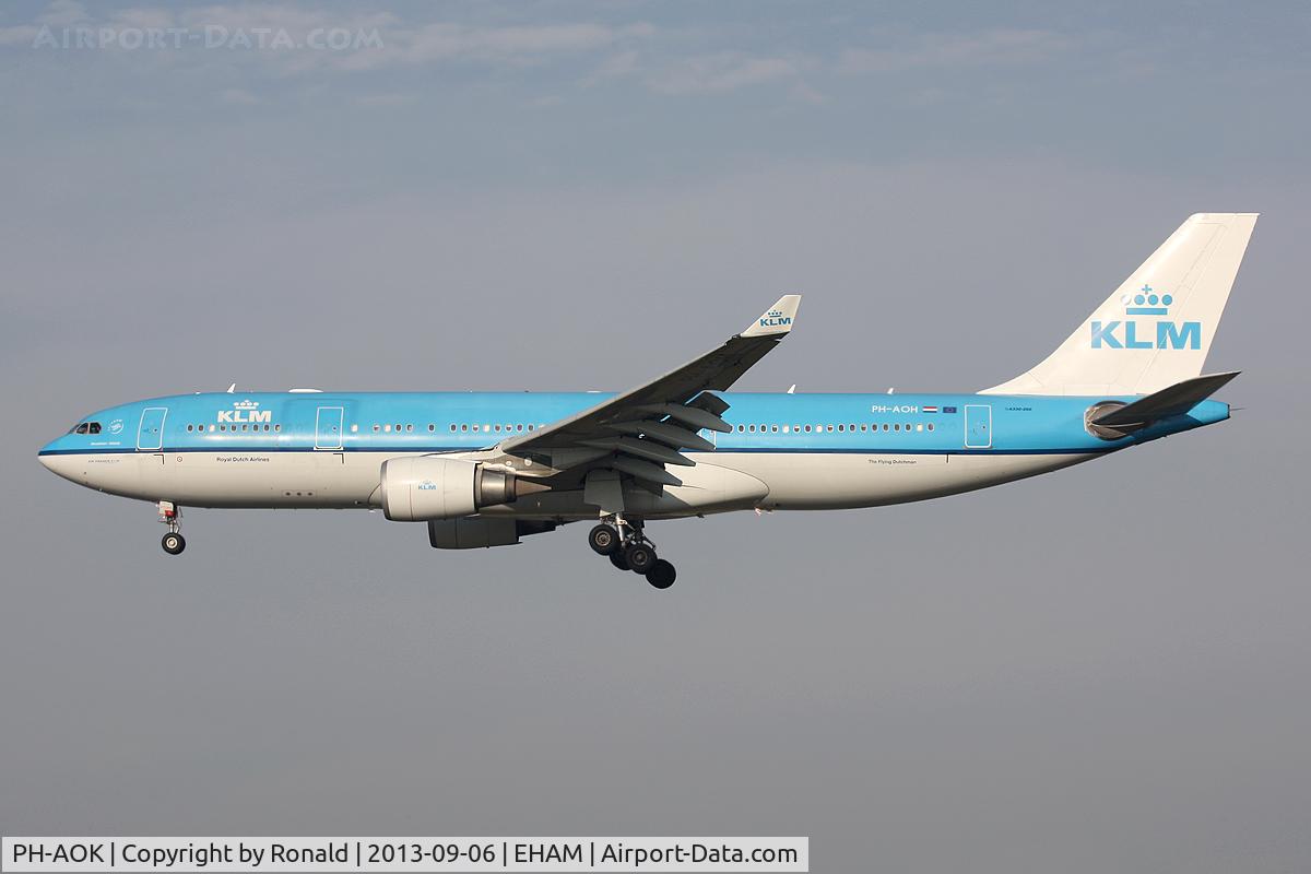 PH-AOK, 2007 Airbus A330-203 C/N 834, at spl