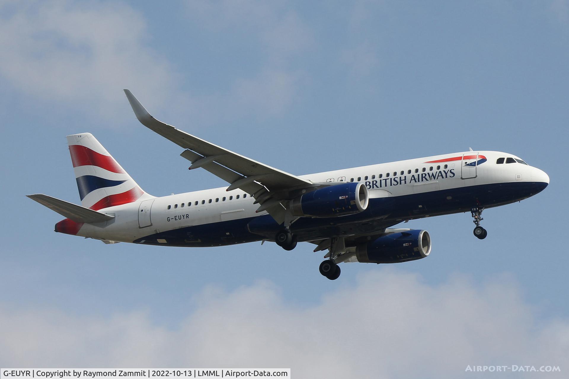 G-EUYR, 2013 Airbus A320-232 C/N 5856, A320 G-EUYR British Airways