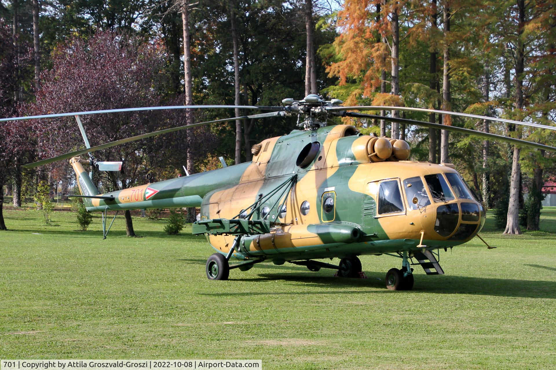 701, 1987 Mil Mi-17 Hip C/N 104M01, Balatonkenese Military resort, Hungary