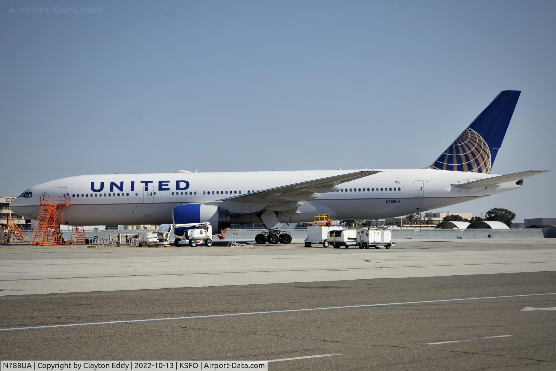 N788UA, 1997 Boeing 777-222 C/N 26942, SFO 2022.
