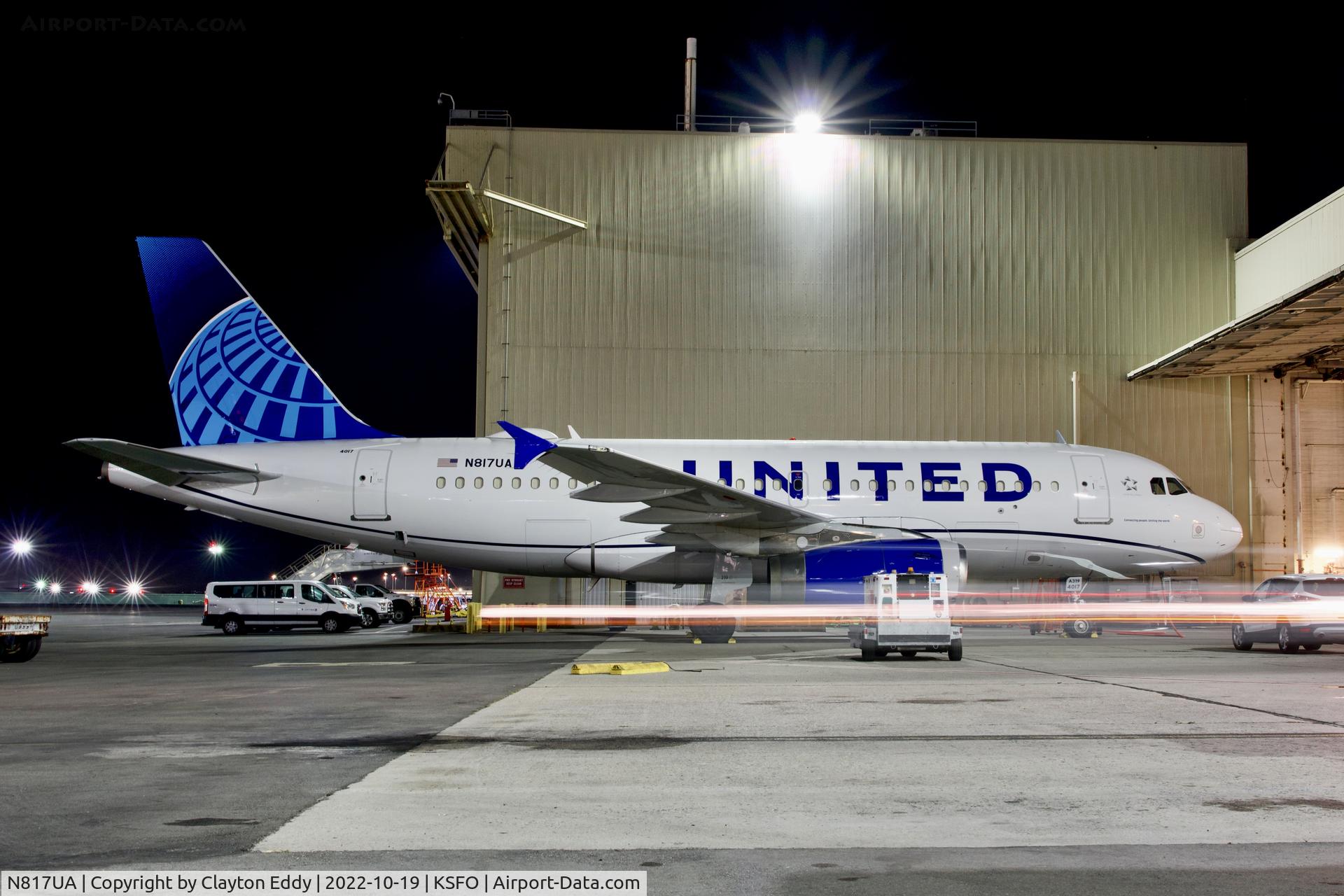 N817UA, 1998 Airbus A319-131 C/N 873, SFO 2022.