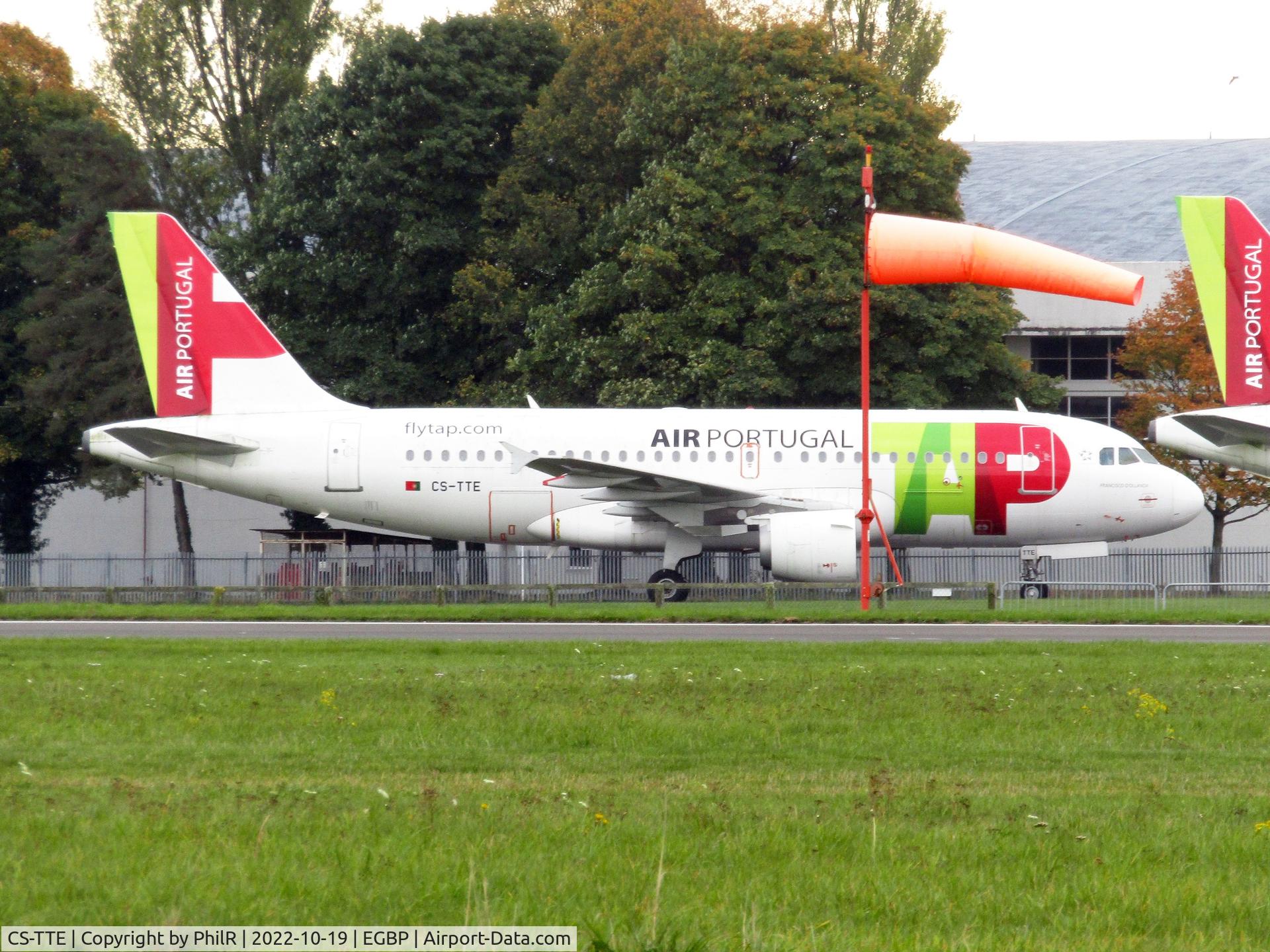 CS-TTE, 1998 Airbus A319-111 C/N 821, CS-TTE 1998 Airbus A319-100 TAP Kemble