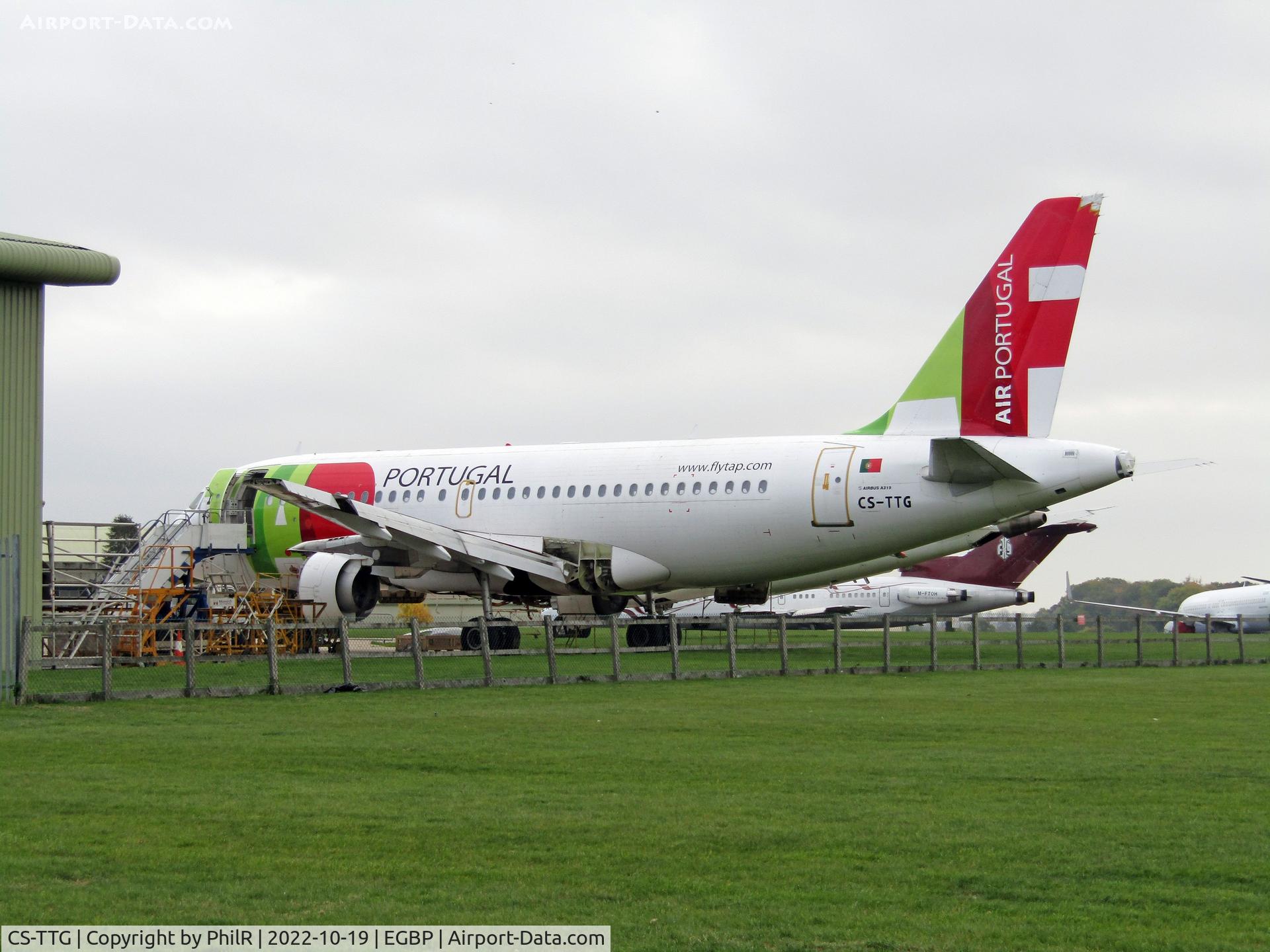 CS-TTG, 1998 Airbus A319-111 C/N 906, CS-TTG 1998 Airbus A319-100 TAP Kemble