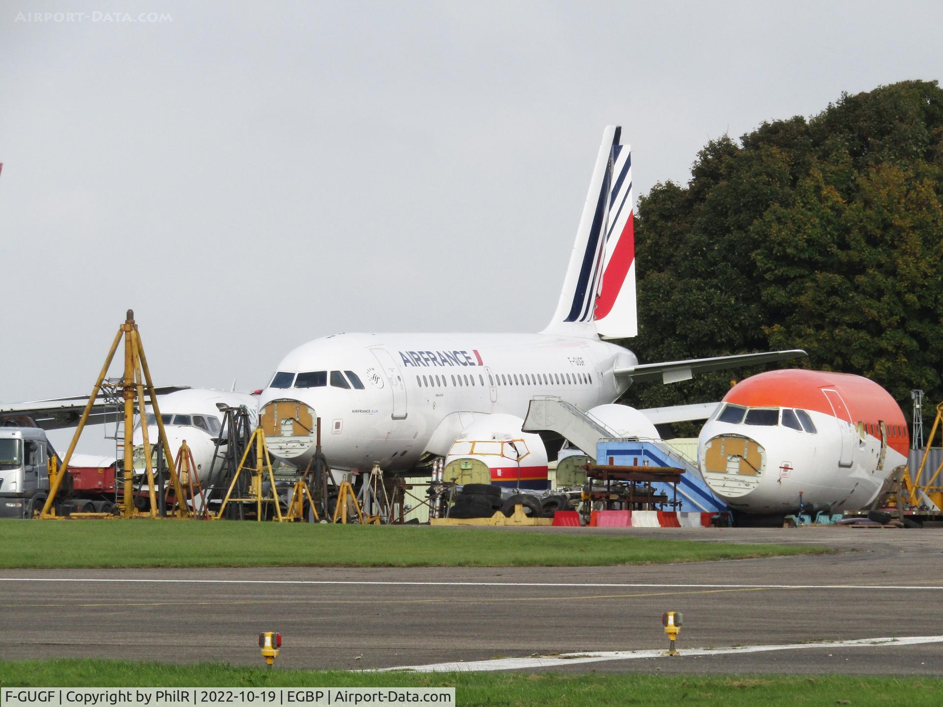 F-GUGF, 2004 Airbus A318-111 C/N 2109, F-GUGF 2003 Airbus A318-100 Air France Kemble