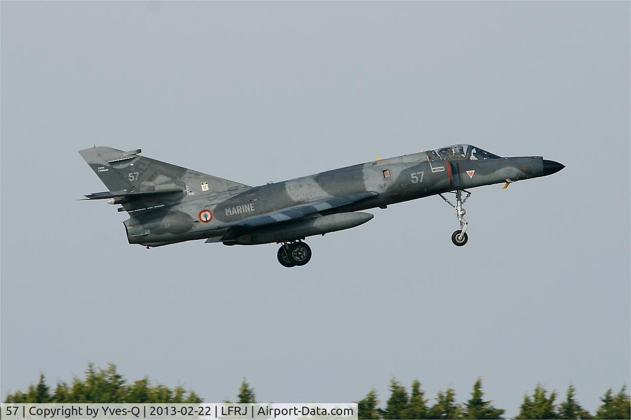 57, Dassault Super Etendard C/N 63, Dassault Super Etendard M, On final rwy 08, Landivisiau naval air base (LFRJ)