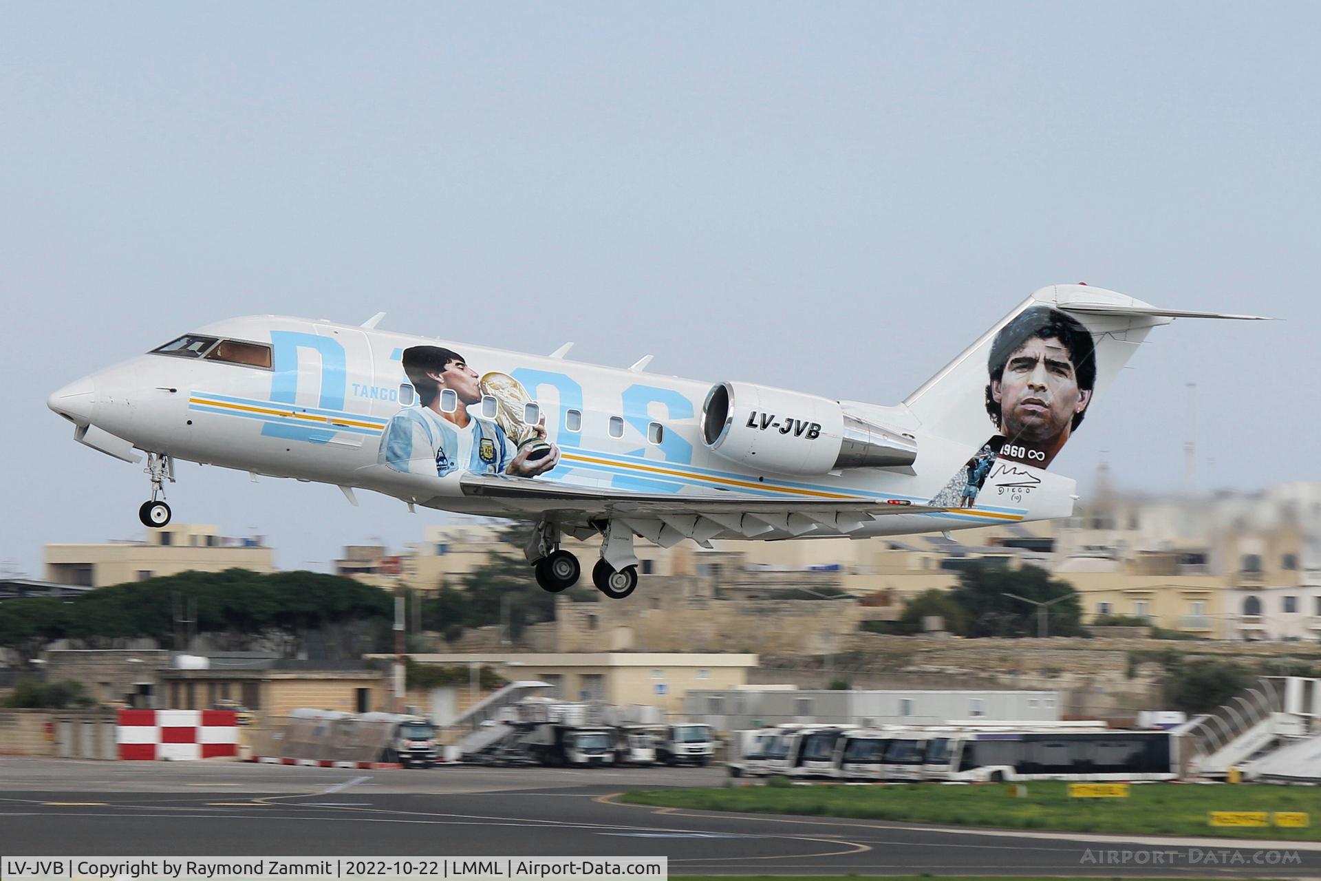 LV-JVB, 1992 Bombardier Challenger 601-3A C/N 5118, Bombardier Challenger 601-3A LV-JVB with Diego Maradona picture.