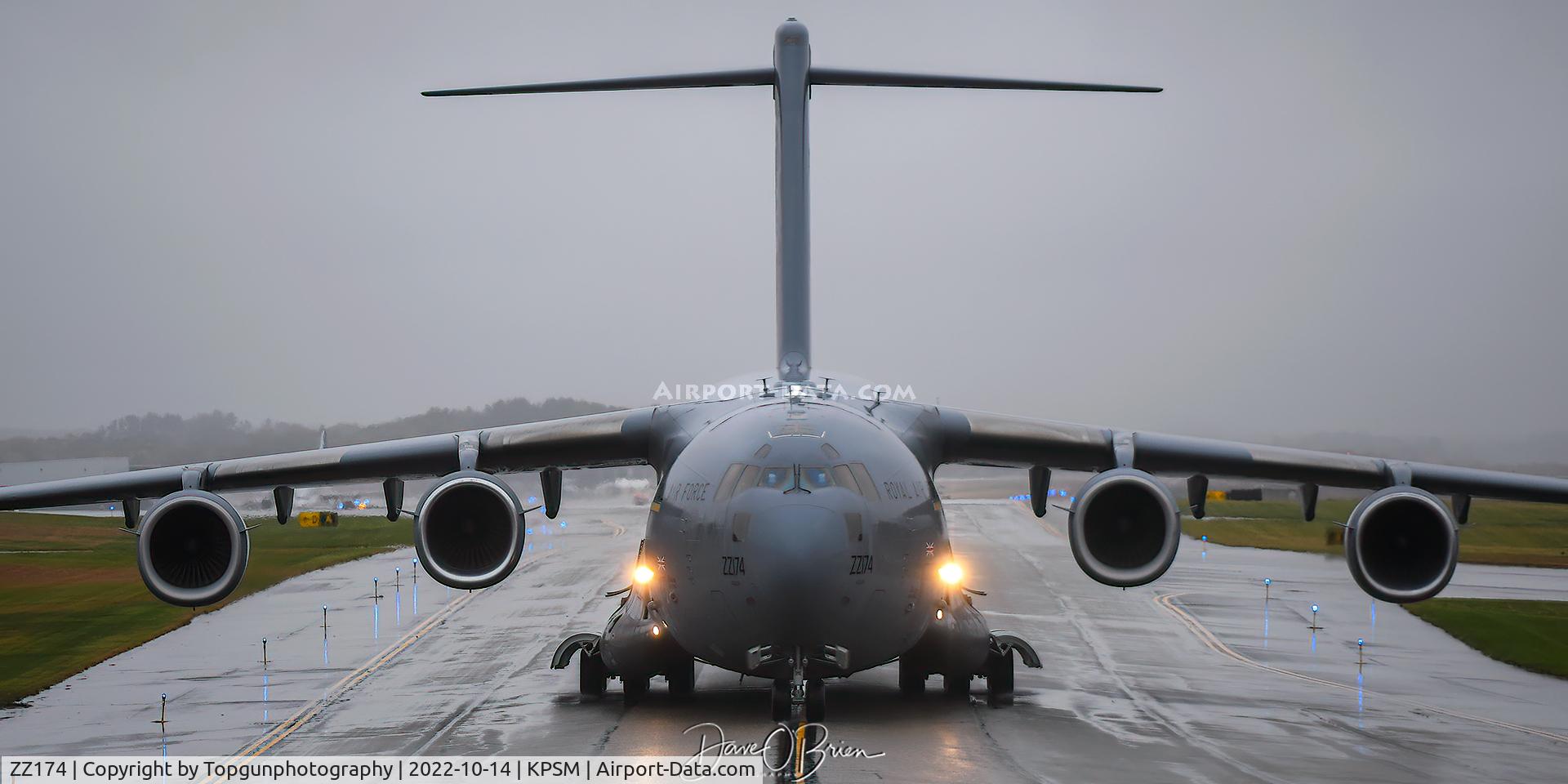 ZZ174, 2001 Boeing C-17A Globemaster III C/N F-081, ASCOT6365