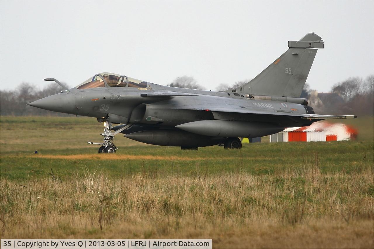 35, 2012 Dassault Rafale M C/N 35, Dassault Rafale M,  Taxiing to holding point rwy 08, Landivisiau naval air base (LFRJ)