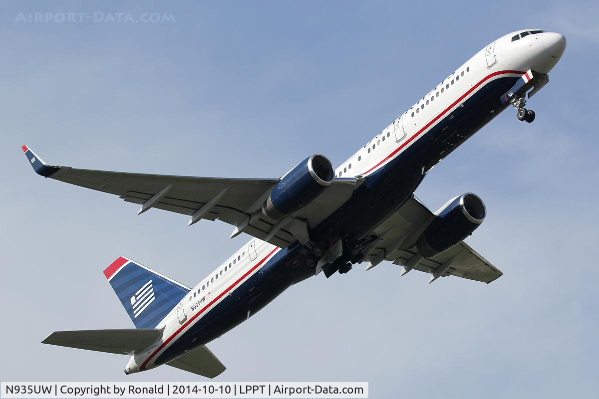 N935UW, 1994 Boeing 757-2B7 C/N 27201, at lis