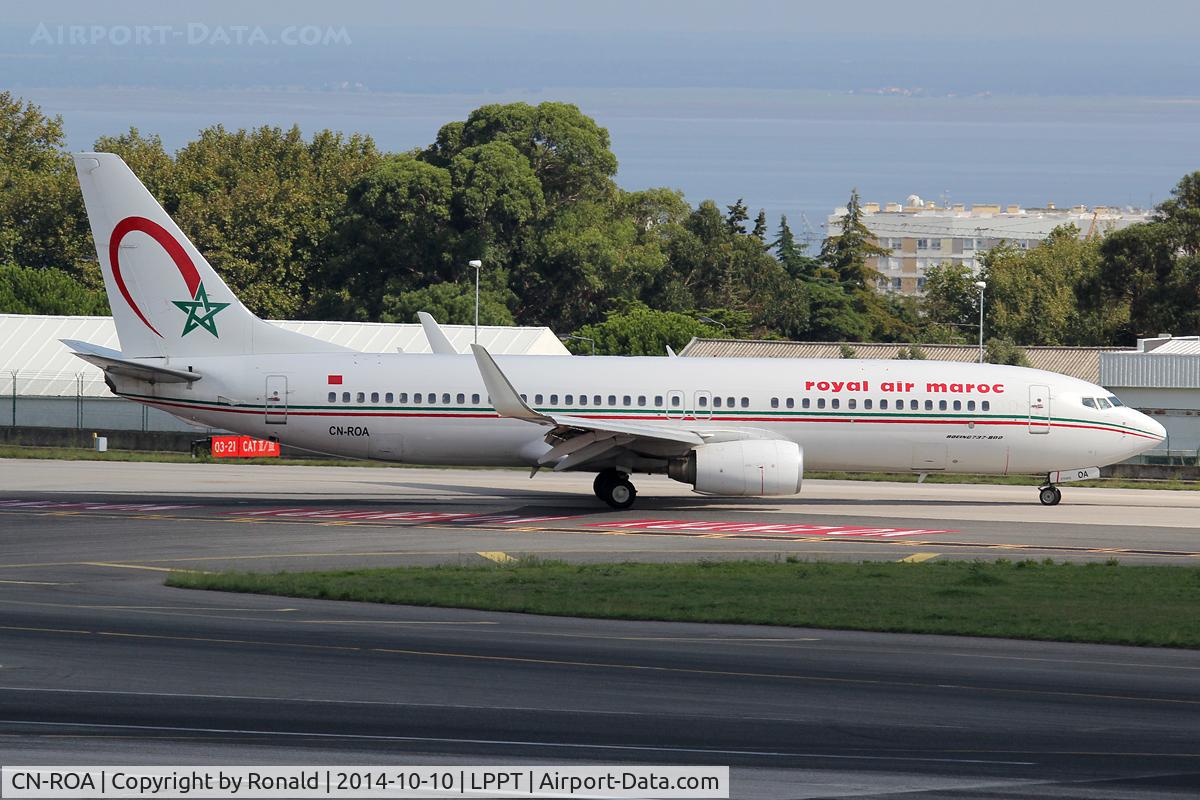 CN-ROA, 2004 Boeing 737-8B6 C/N 33059, at lis