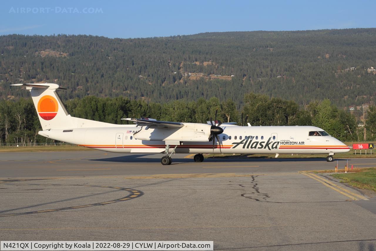 N421QX, 2007 De Havilland Canada DHC-8-402 Dash 8 C/N 4149, Evening arrival from Seattle.