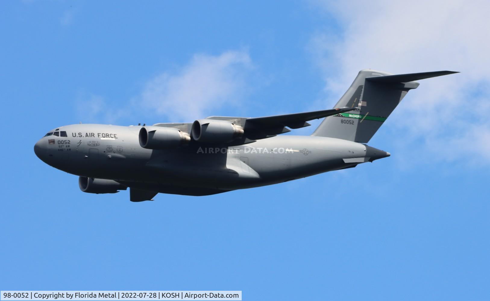 98-0052, 1998 Boeing C-17A Globemaster III C/N 50056/P-52, OSH 2022